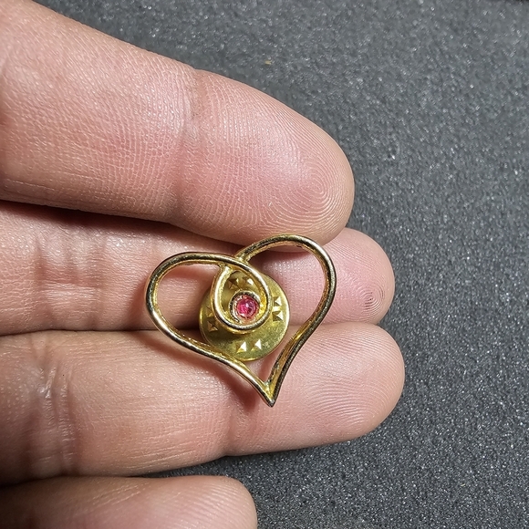Gold Tone Heart Shapped Lapel Pin With Red Rhine Stone Pin Back shows signs of w - Picture 1 of 7